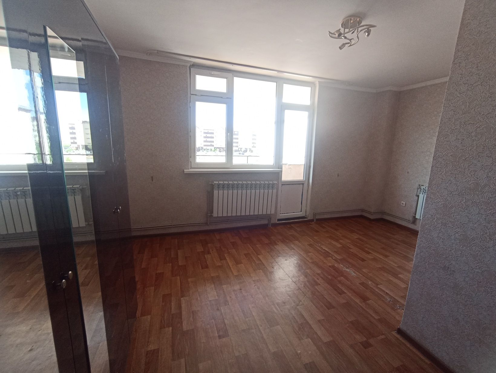 2хкомн кварт, 2 эт, мкр Арай2