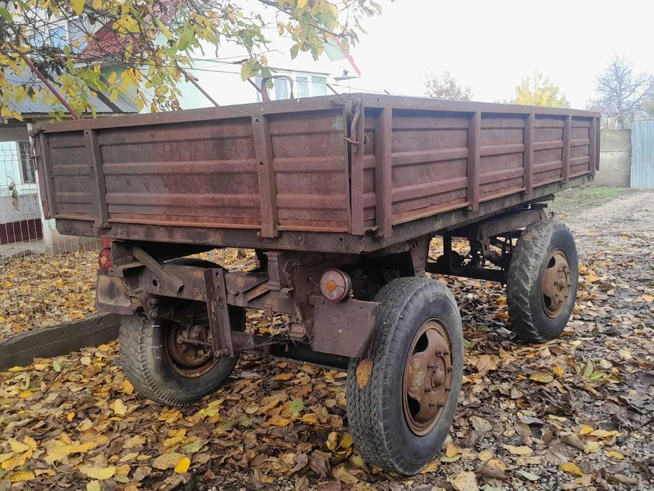Remorca auto basculabila  tractor