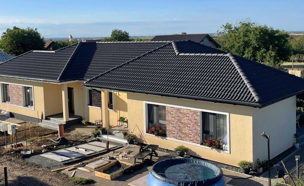 Vand 1/2 duplex pe parter Giarmata str Batrana nr 59