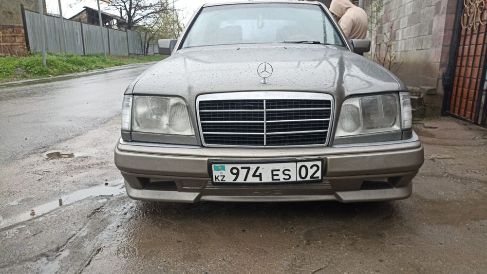 Бампер на мерседес w124 ешка c180 сешка пороги w210 сток бампер амг