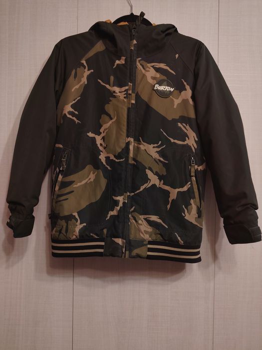 Geacă snowboard/ski BURTON – mărimea M (140-147 cm) 
Stare: foarte bu