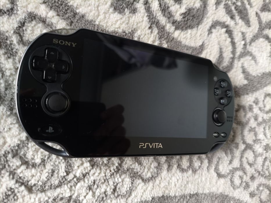 Sony PS VITA 1000 OLED с новым аккумулятором