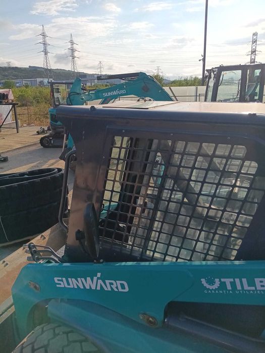 Mini incarcator Sunward SWL3230