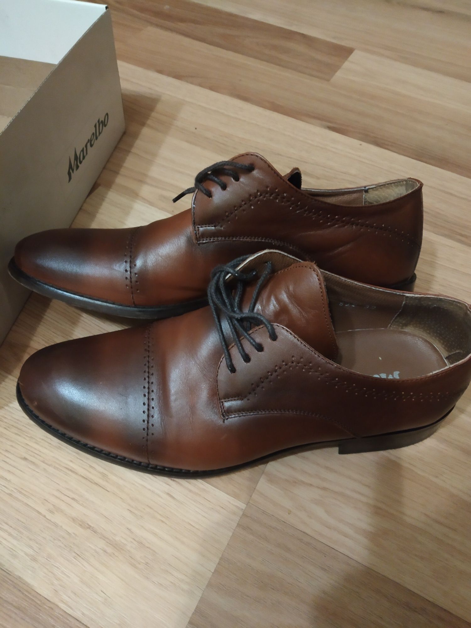 Pantofi marelbo maro