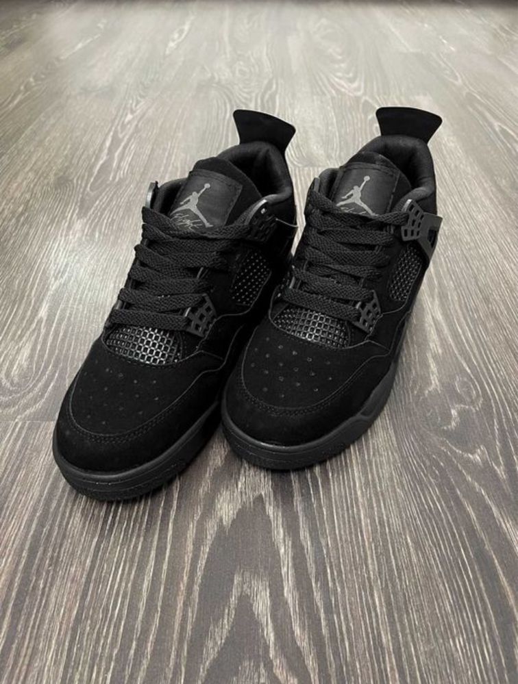 Jordan 4 Model Nou