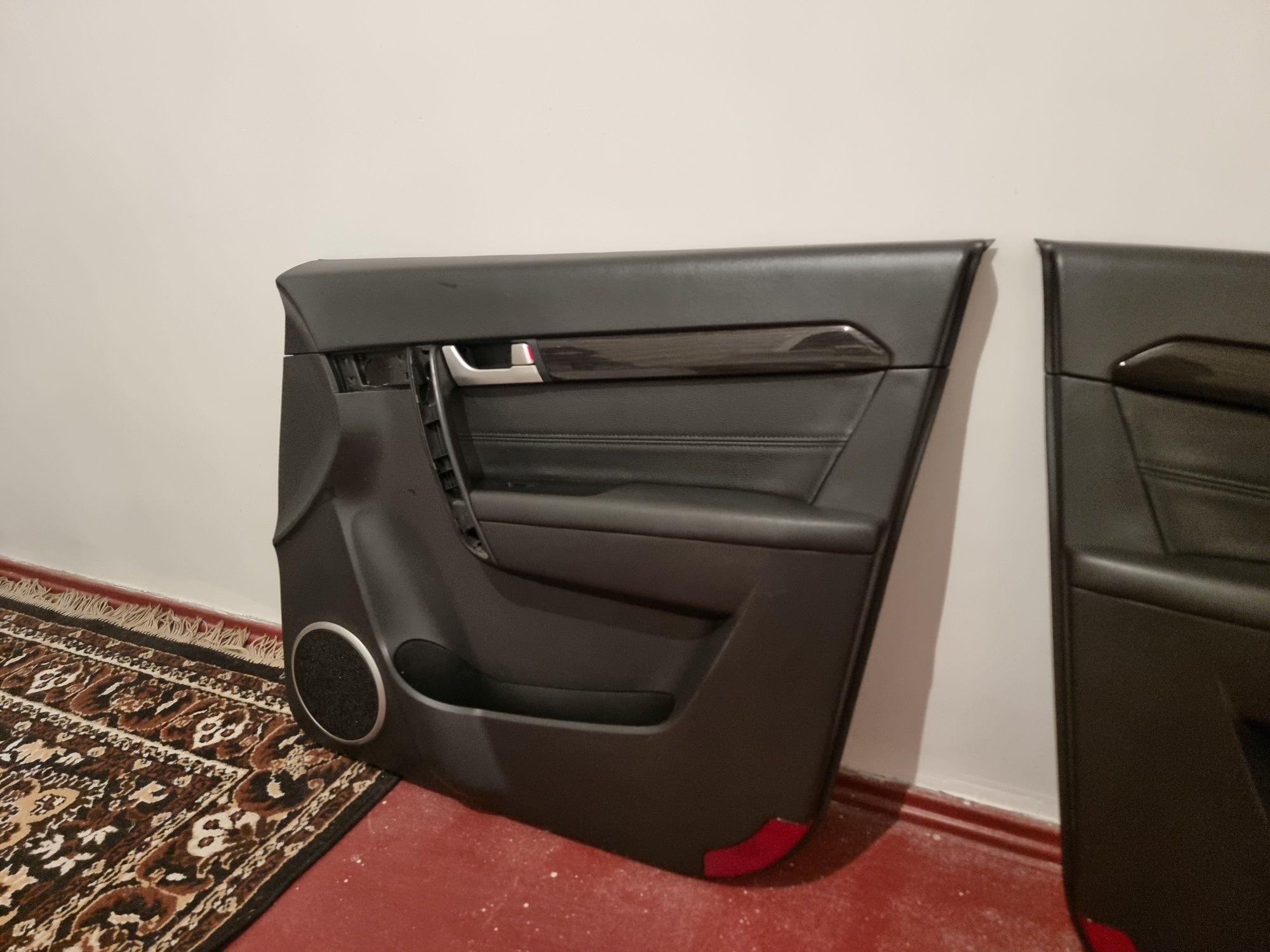Продам карты дверей Шевроле Каптива  3+