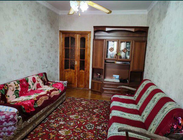 Срочно! Квартира на Кушбеги  2/4/5 общ пл 58м  2 балкона