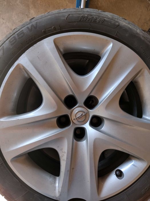 2 roti vară Opel Astra j