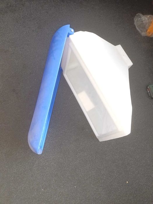 Buncar pentru ingrasaminte din plastic pentru spc6