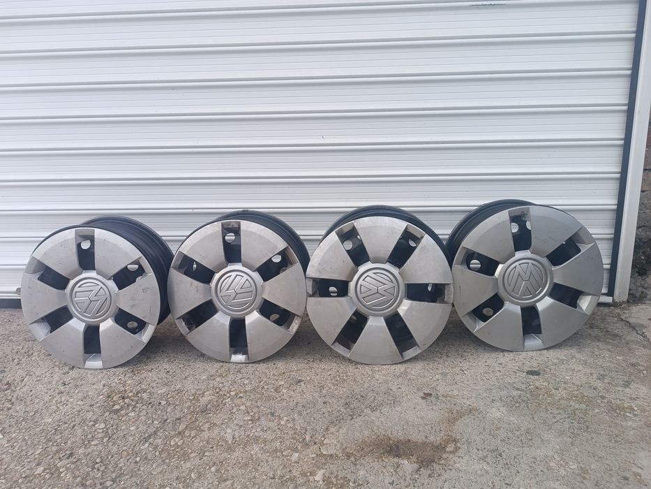 Оригинални железни джанти и тасове 14 за Фолксваген UP