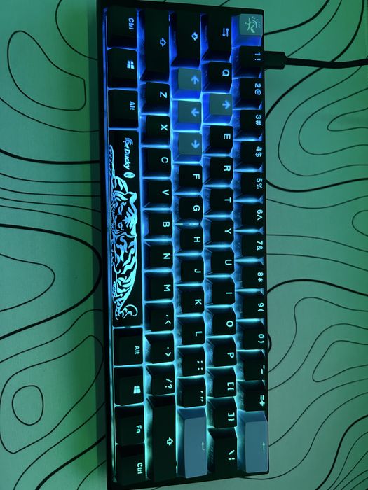 Продавам две геймърски клавиатури apex pro mini и ducky one 3 mini!!!