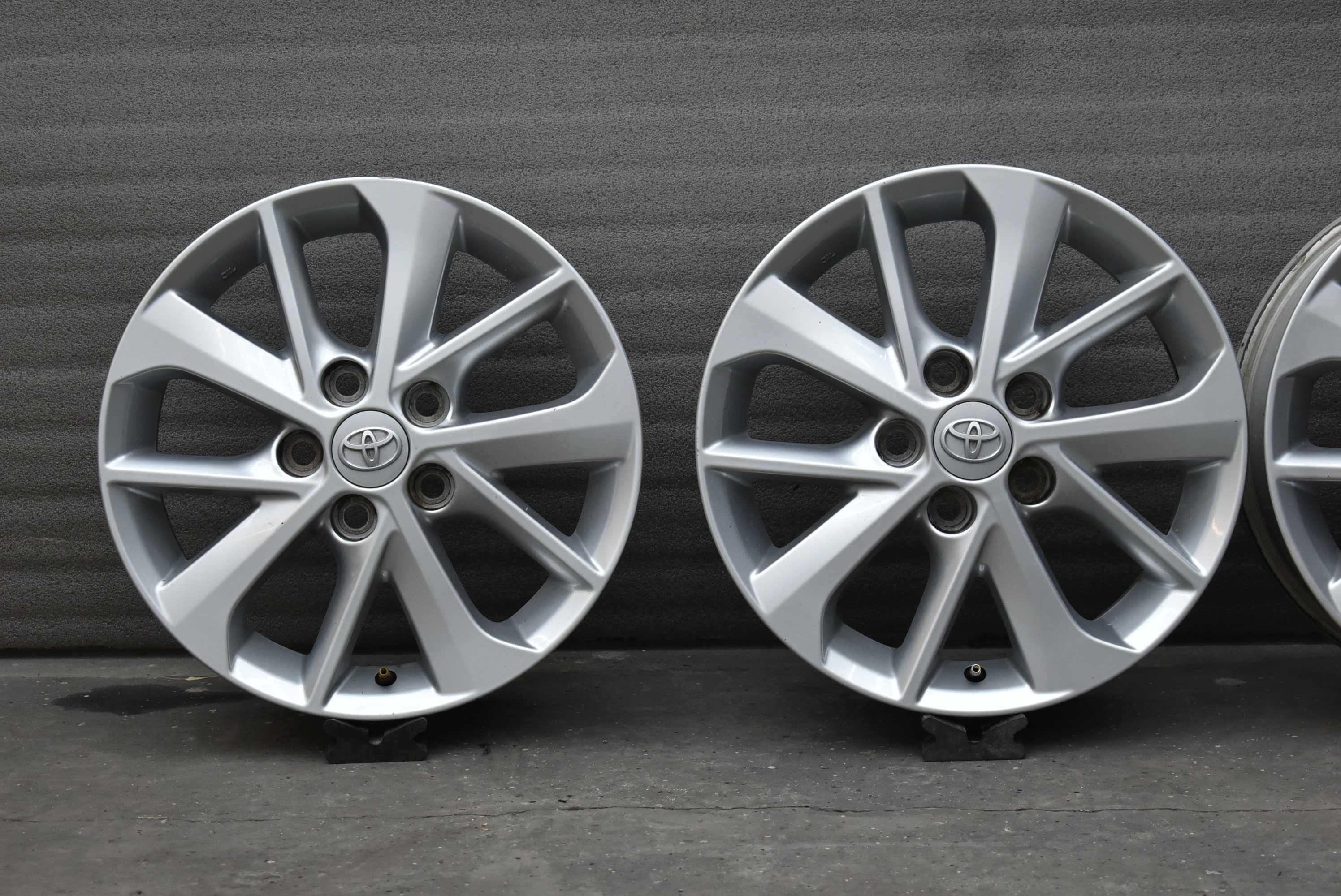 16'' Джанти Toyota 5x114.3