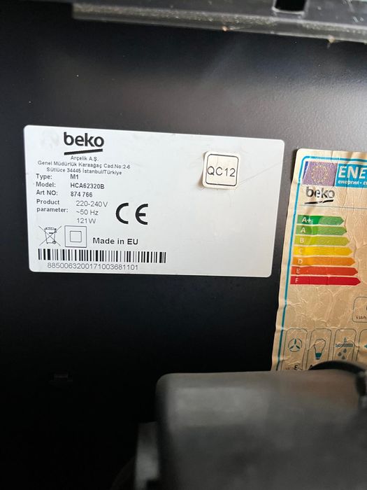 Hota Beko HCA62320B, Decorativa, 377 m3/h, 3 viteze, 60 cm