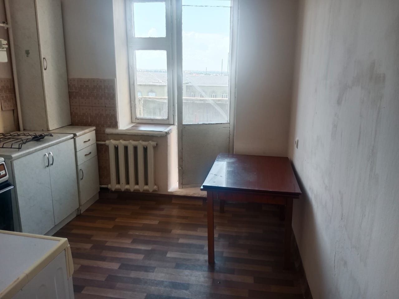 Продам 3-х комн квартиру, из жжёного красного кирпича