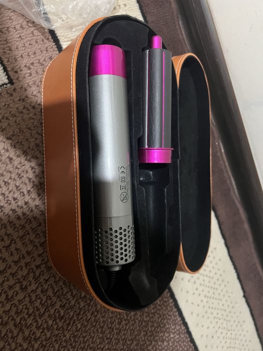 Продаю дайсон в хорошем качестве