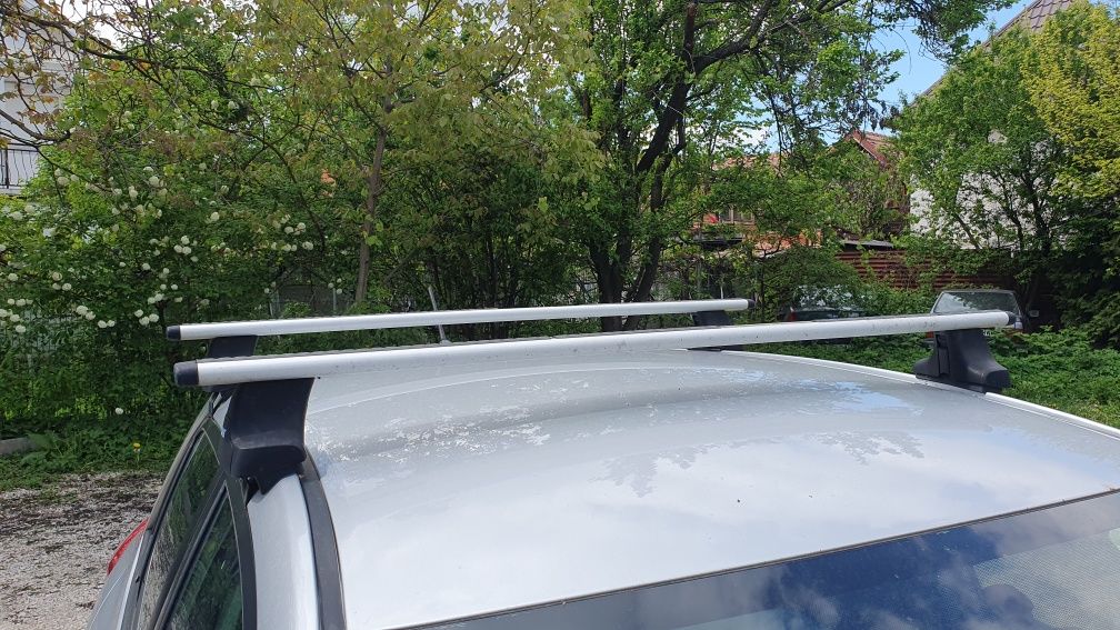 Bare Thule Wingbar Toyota Auris