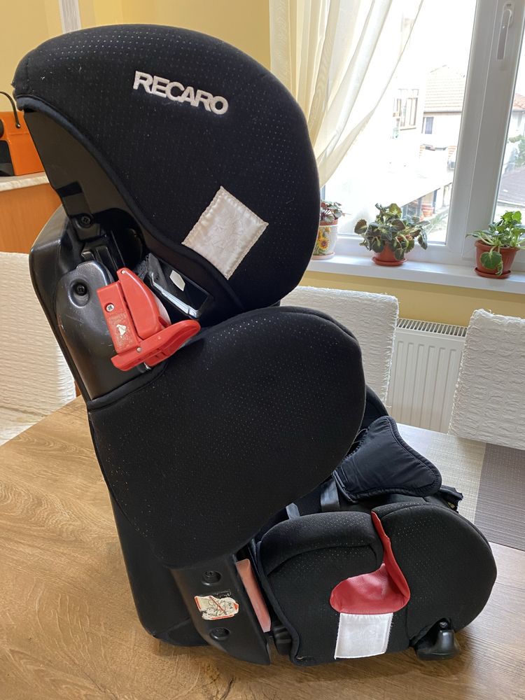 Столче за кола Recaro