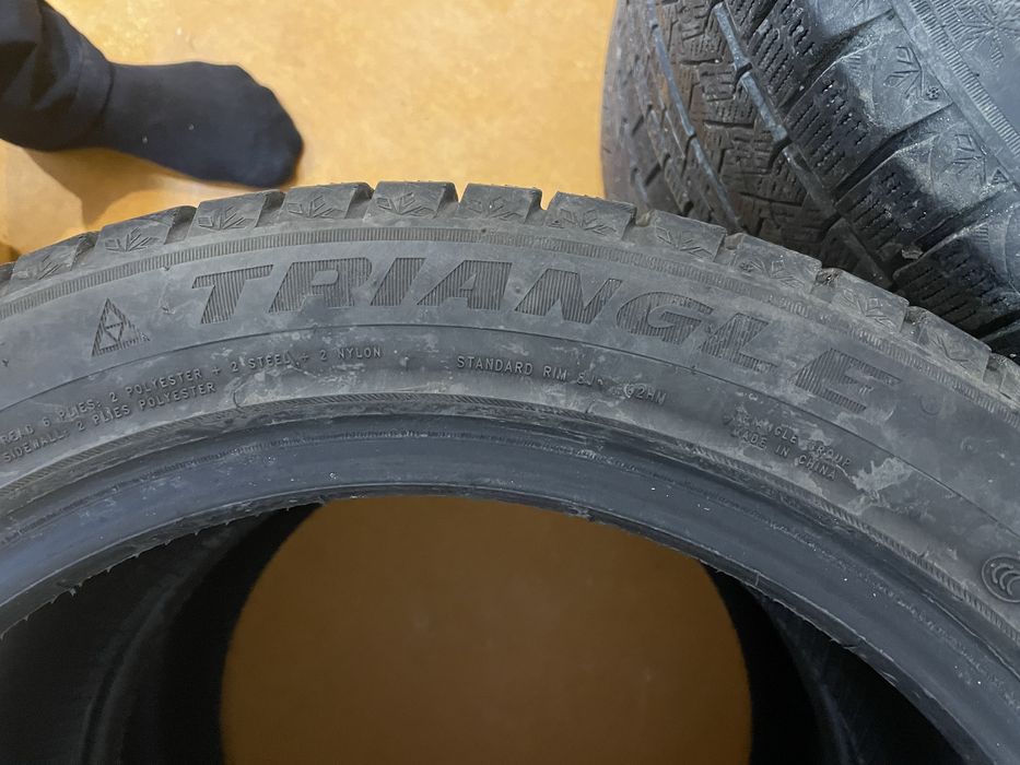 Зимние шины Triangle PL02 235/45 R17 97V без шипов
