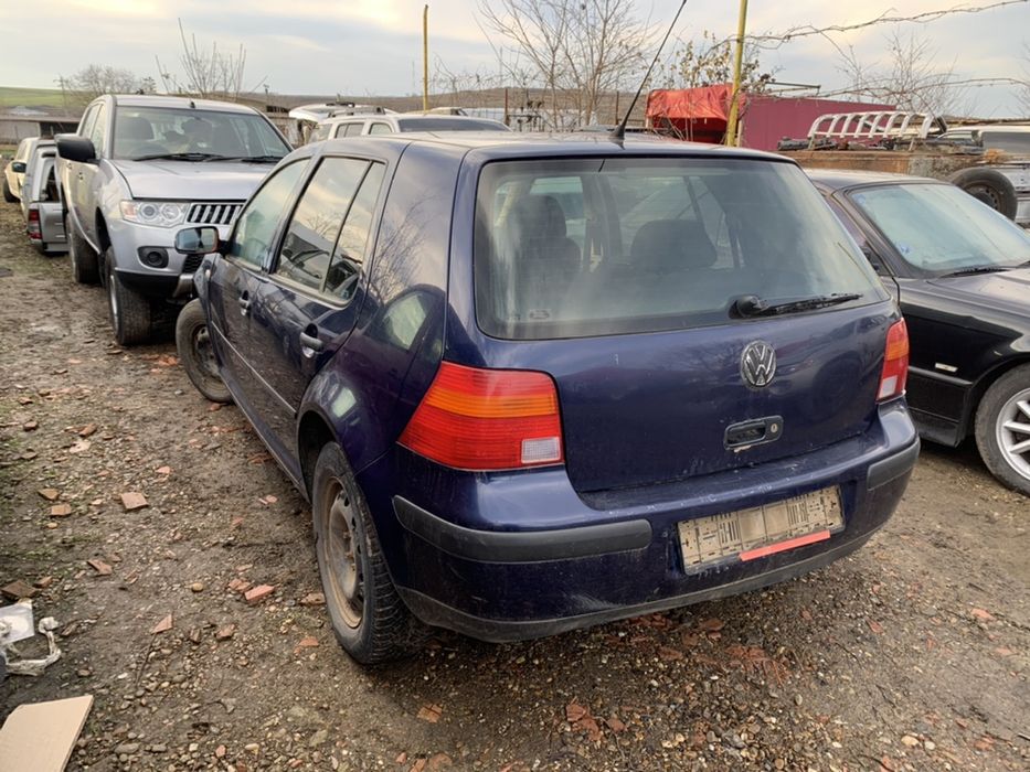Piese golf 4 1.6 16 valve an 2002