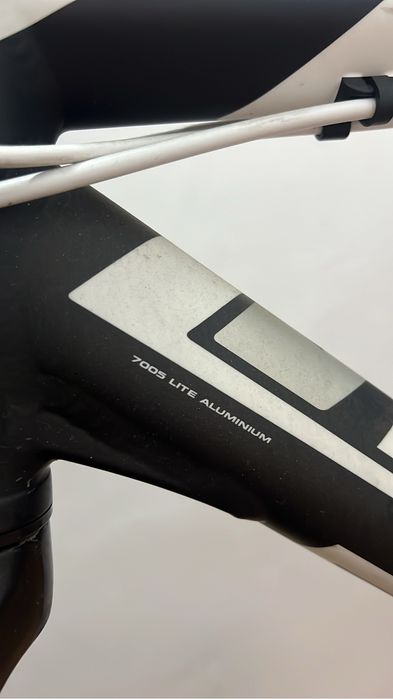 Bicicleta Dinamics Gravity Cr