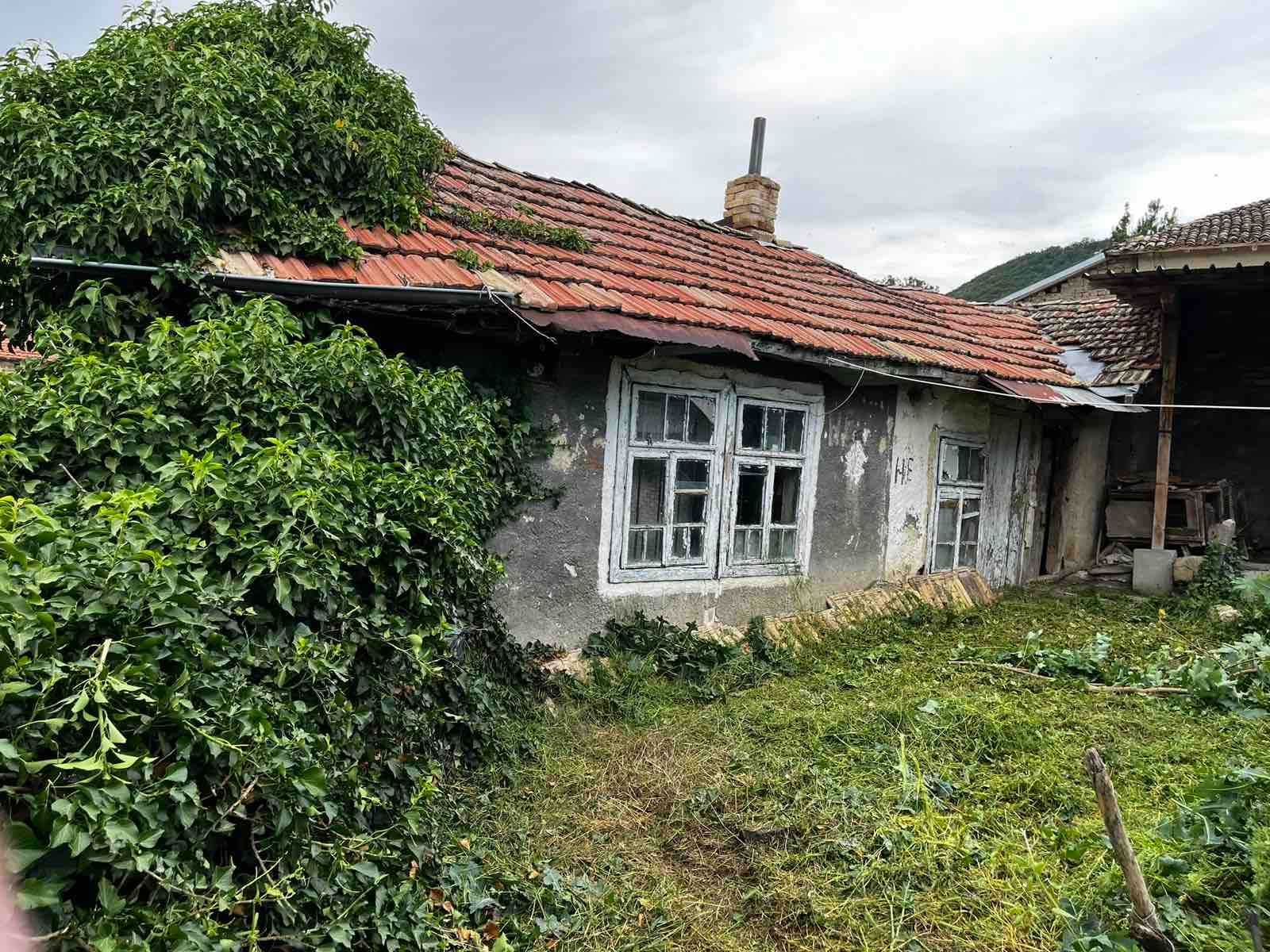 Къща  за продаване