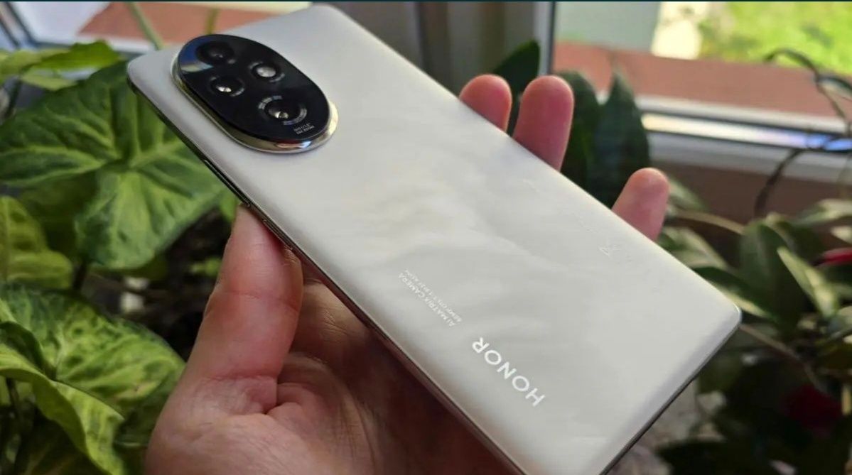 Honor 200 12+12 512 gbsotiladi ideal