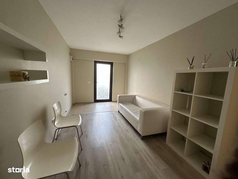 Birou/spatiu comercial 15mp • Pelican