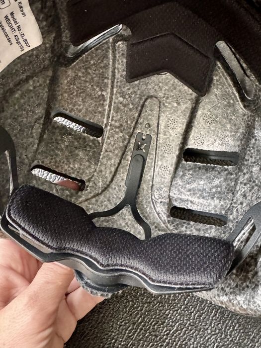 Cască KuKirin pentru trotinete și biciclete - NOUĂ