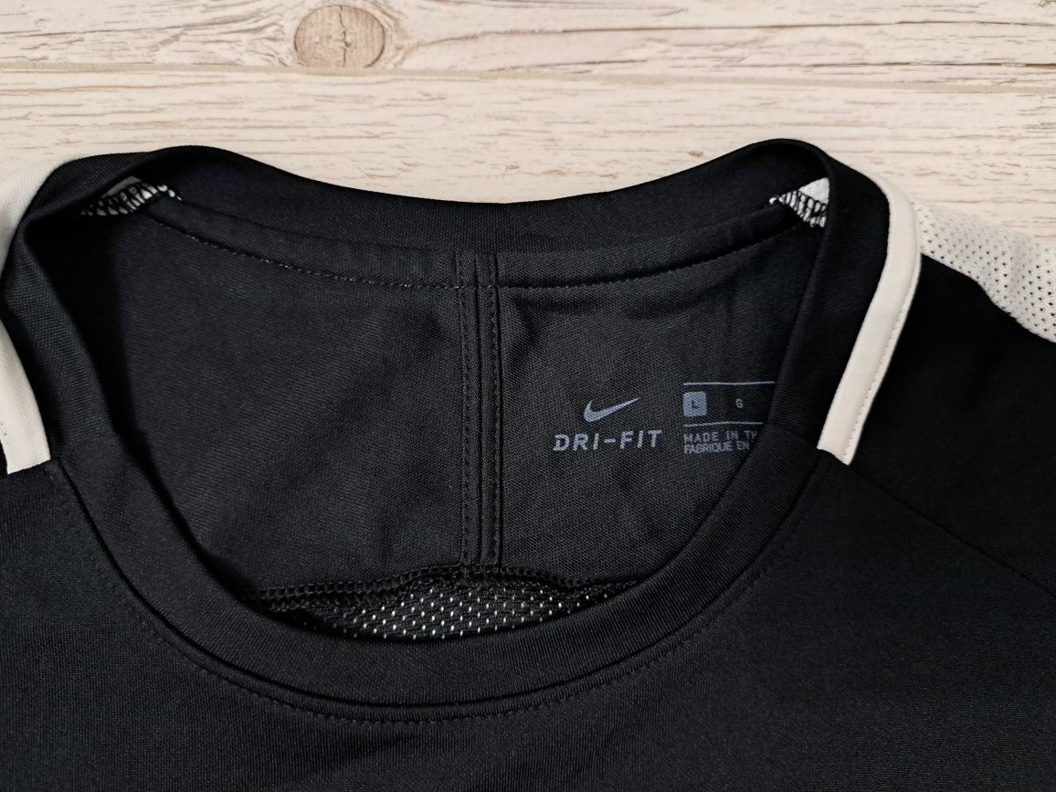 Nike Dry Fit-Ориг. Тениска