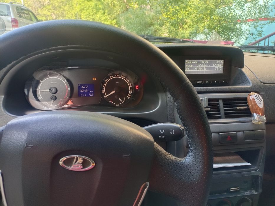 Лада приора 2013года ОБМЕН