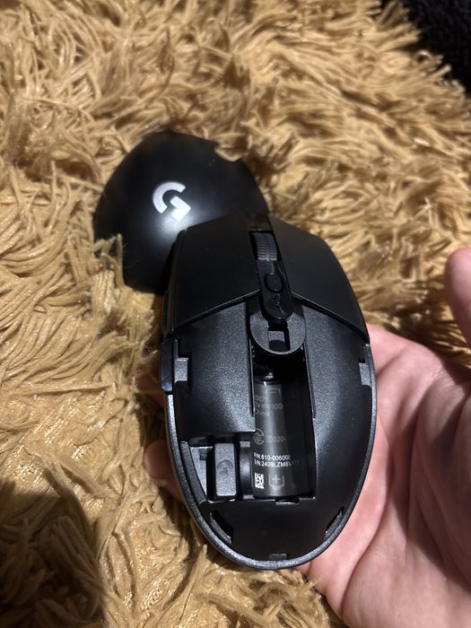 Mouse Logitech G304 noi