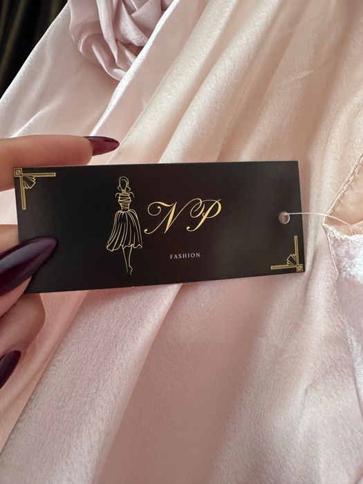 Потник napudreni