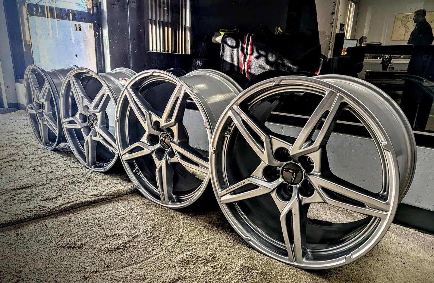 Нови джанти  за chevrolet corvette C8