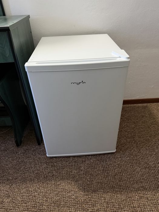 Mini frigider de camera Myria