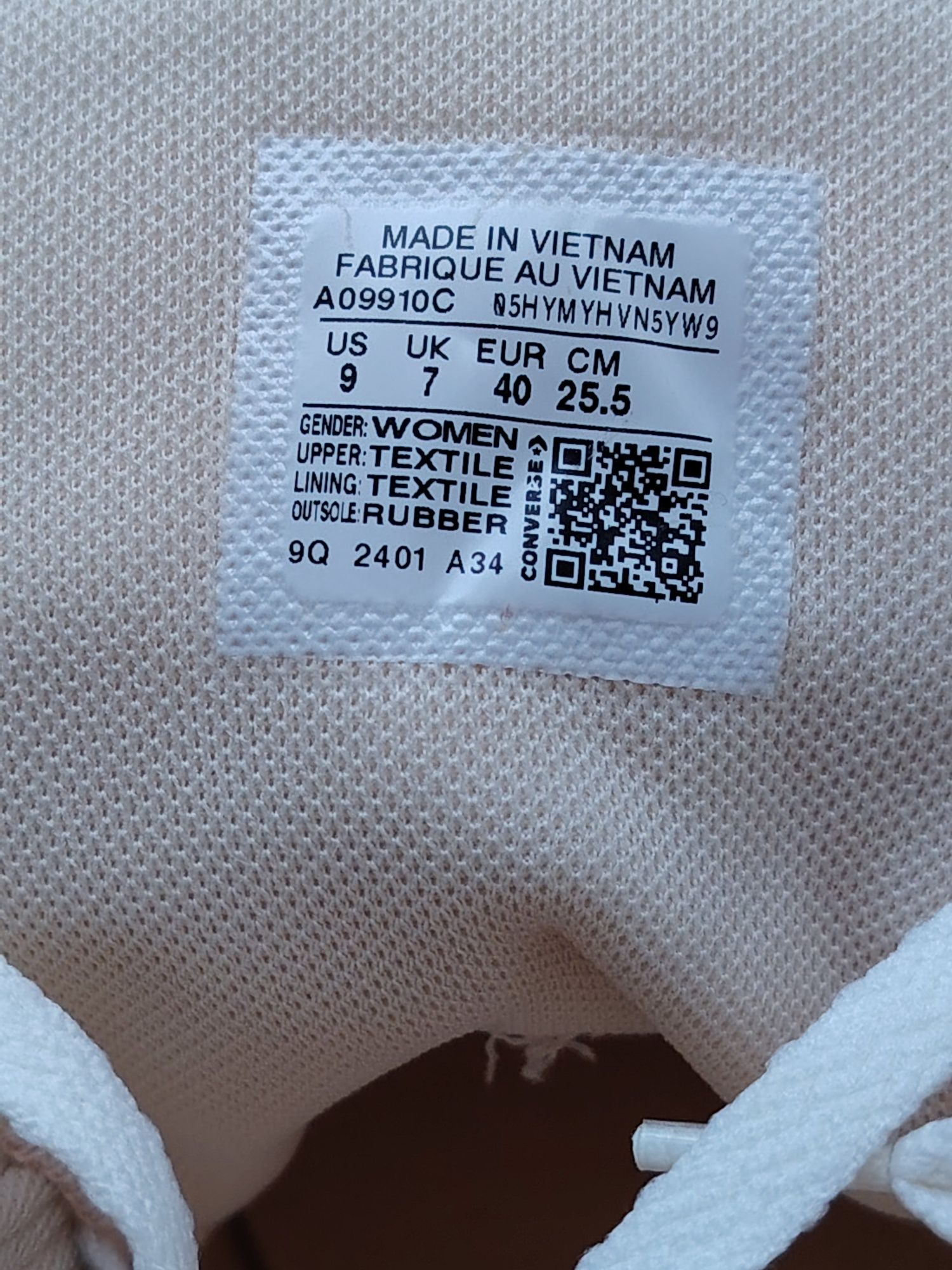 Дамски  кецове Converse нови
