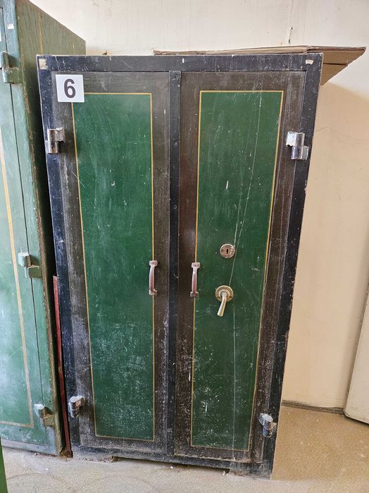 Масивни стари сейфове/каси/каса