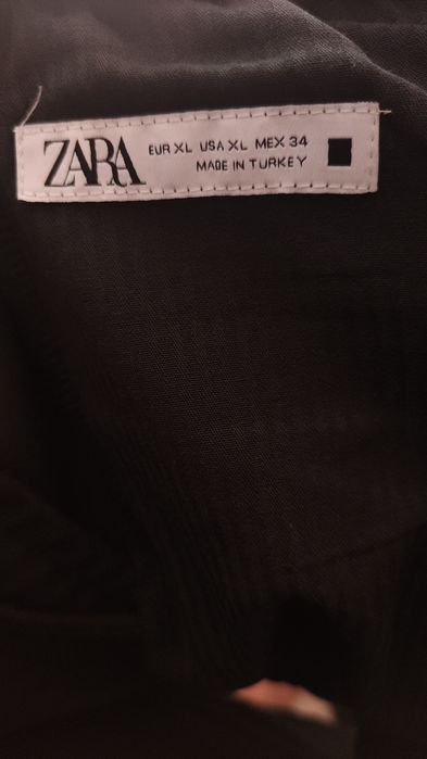 Pantaloni pentru barbati Zara XL