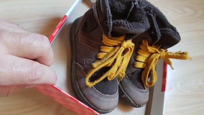 Ghete / cizme / adidasi copii stare foarte buna, sau ca noi