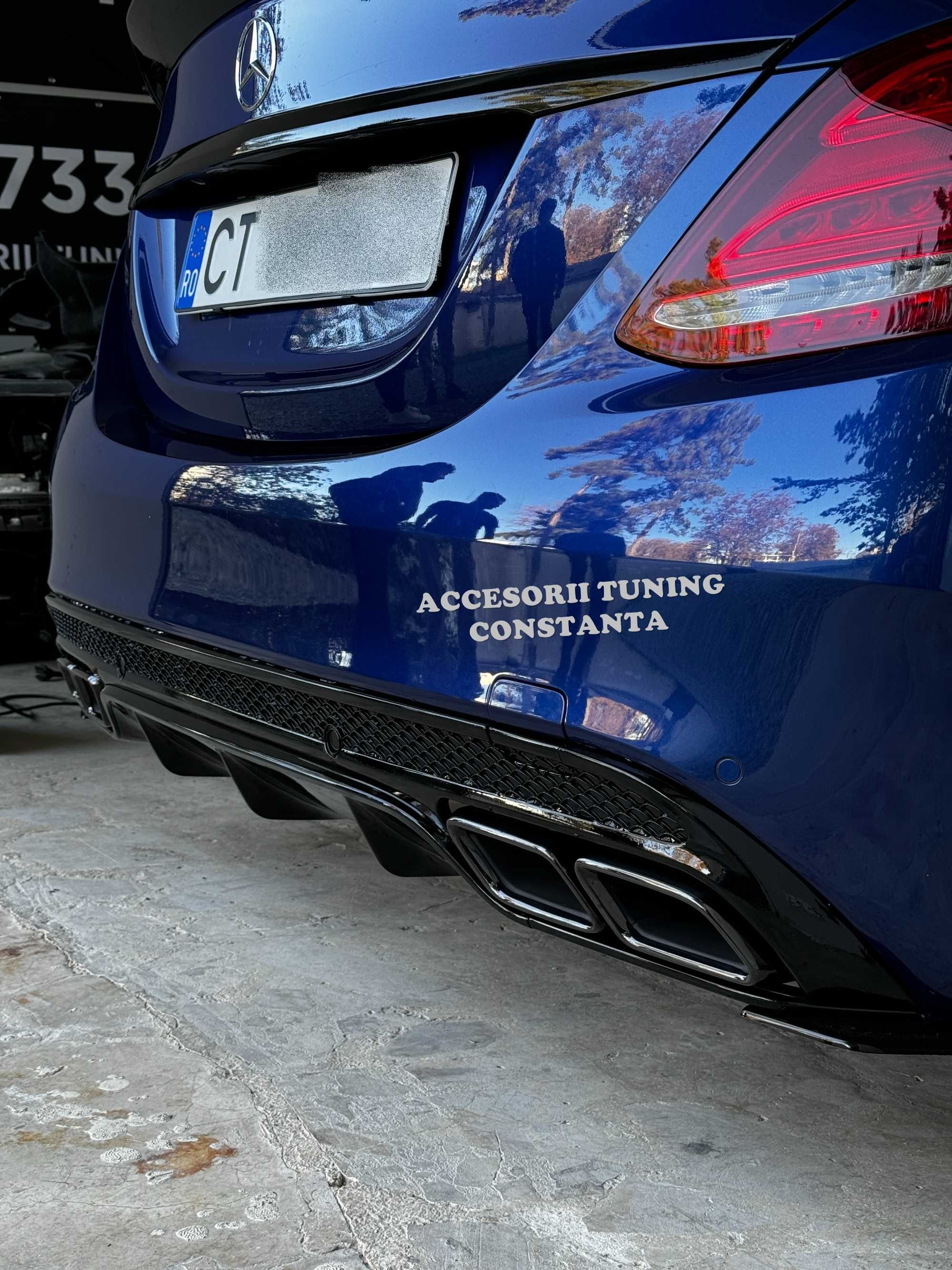 Difuzor Bara Spate + Tips uri - Mercedes W205 C63 Black Design