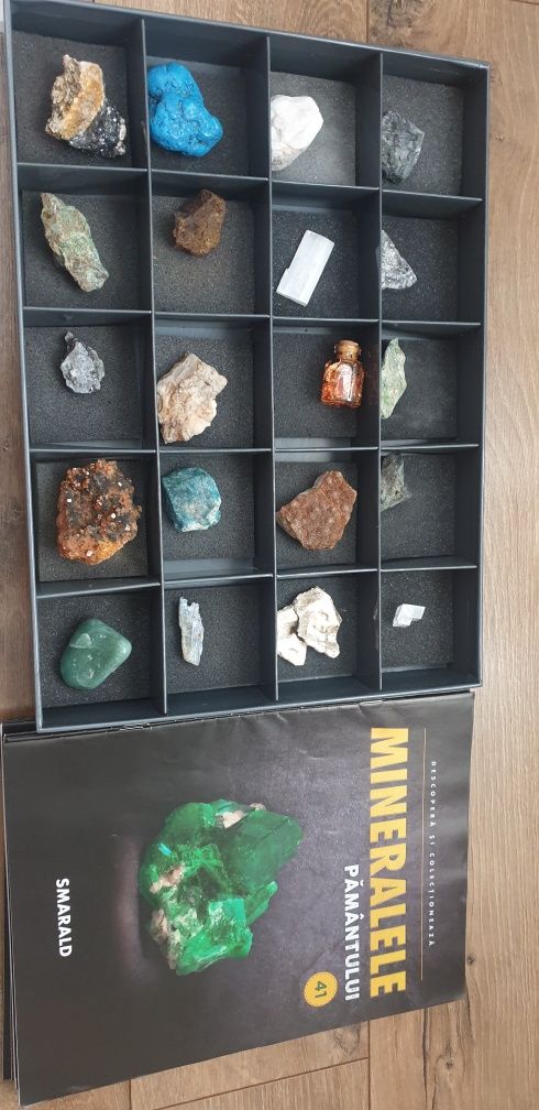 Vand colectia Mineralele Pamantului de la libertatea (1-120)