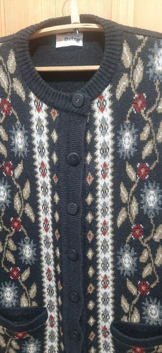 Одежда женская шерсть Индия, тёплая в отличном состоянии: