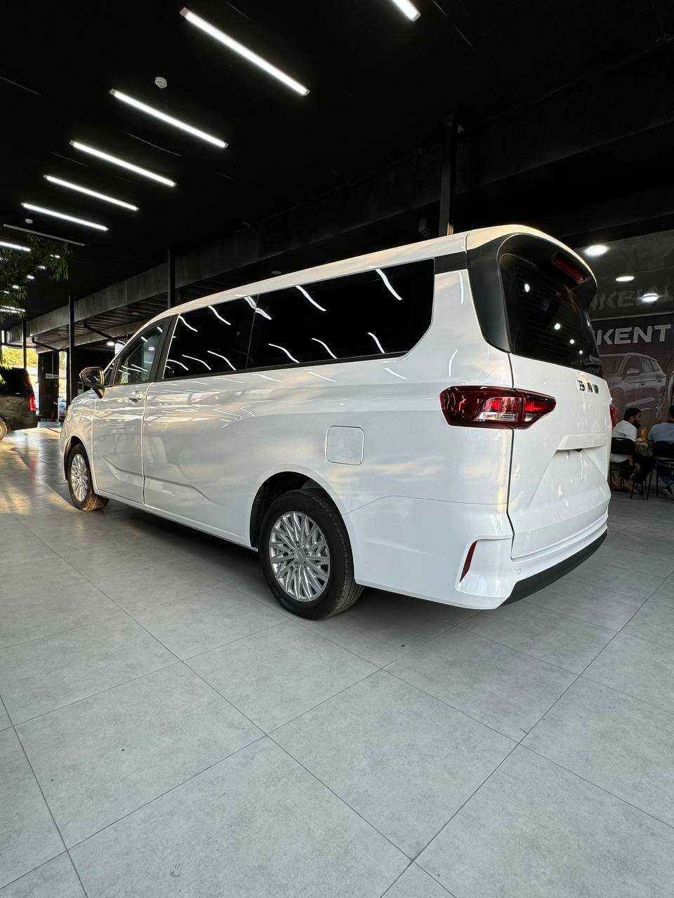 BAW минивенларини 2.000$ чегирма билан харид қилишингиз мумкин.