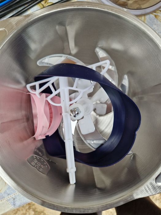 Tocator de carne electric