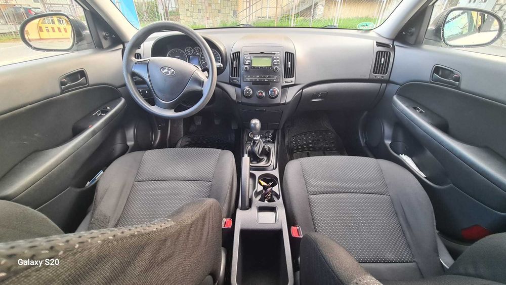 hyundai  i30, 2012, benzina,1.4,aspirat,109 CP, inmatriculat,163000 km