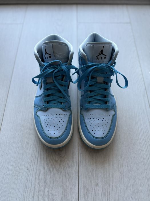 • Jordan • ICE BLUE • Mid •