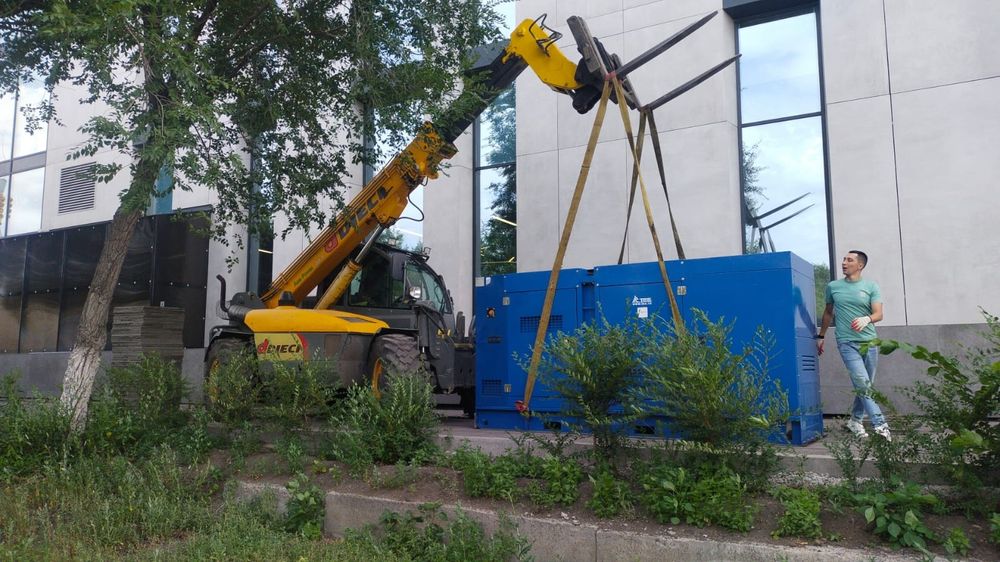 Услуги вилочного погрузчика телескоп