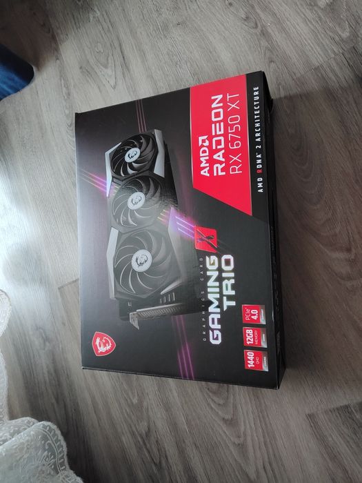 GPU Amd radeon rx 6750xt msi gaming x trio 12gb
