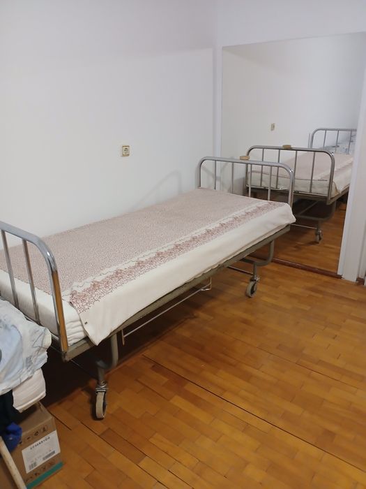 Pat metalic 90/200 cu saltea