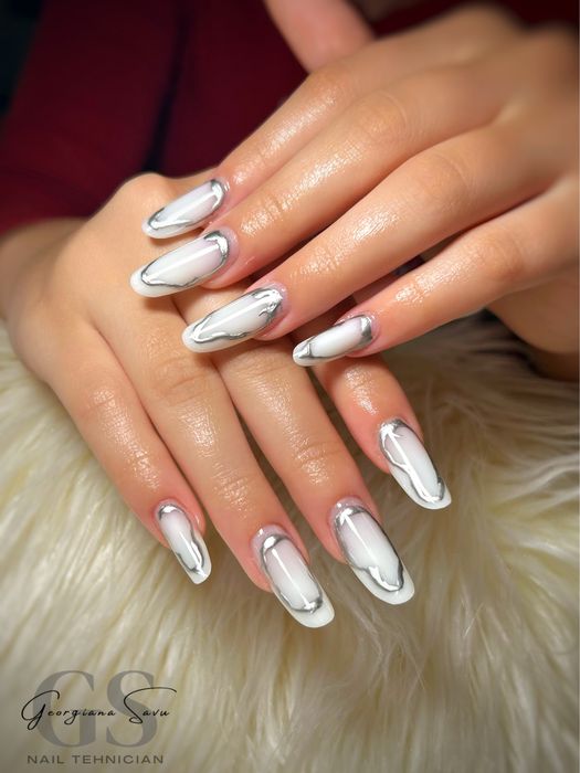 Unghii cu gel..oja semi Baba novac