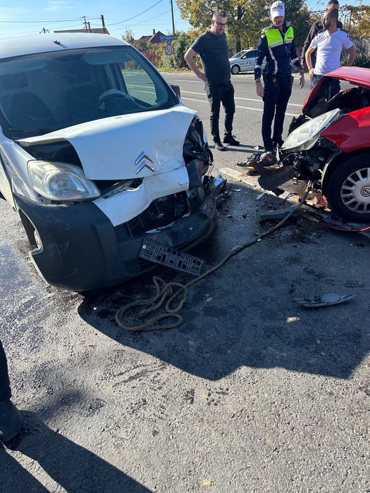 Citroen nemo 2012 1,4 benzina (porneste)